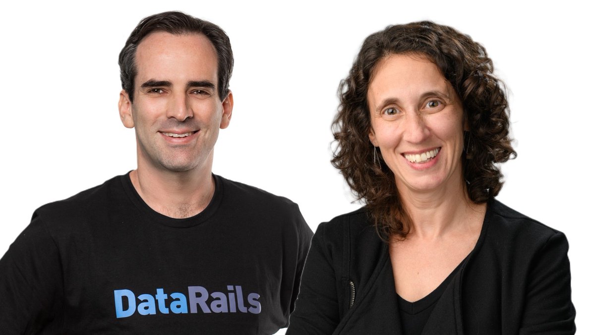 Jerusalem_Post's tweet photo. 🎙️In this week’s episode of Inside Israeli Innovation, @MaayanJaffe, @avivdc of @datarails, and Lisa Bennett of @Kaltura explore the dynamic nature of marketing in the tech industry.

✨Tune in for a glimpse into the spirit driving Israeli tech forward | https://t.co/mxq71k6GyK https://t.co/x0LW9cjyTU