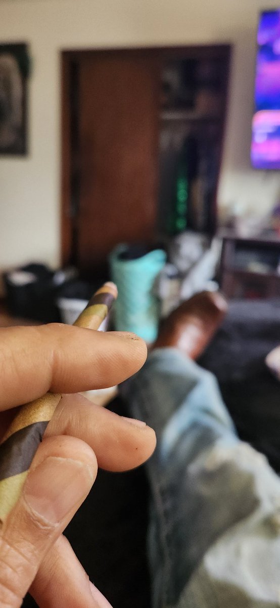 When laundry day be out of focus..lol #smokersonly #420community