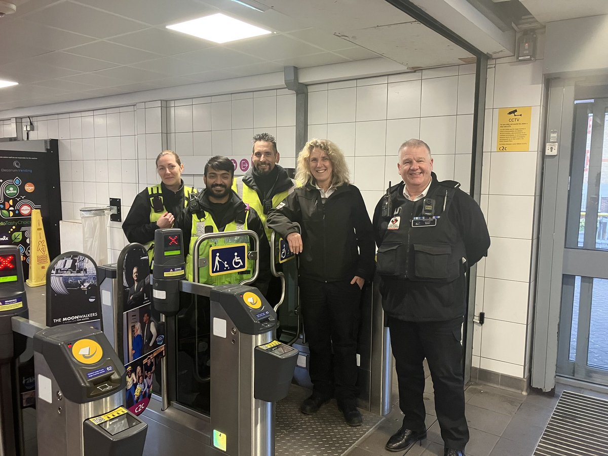 Enforcement officers out on patrol keeping residents and commuters safe through #OpDial #Chaffordhundred #WThurrock