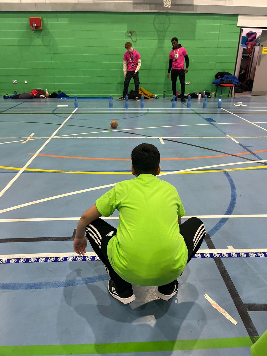 Some of our children were lucky enough to take part in the Panathlon event yesterday, along with several other schools from across Calderdale. The children loved it, met Alex Brooker and were over the moon to come away with a T-shirt and a medal! 🏆 🏅