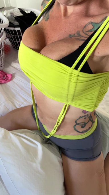 📽New video alert! 🌟  😍Can I Ride You Like This? Will I Cum? 😍[2160p]  ➡https://t.co/ZfHLN8UWtj⬅  @faphousecom<a href="/tag/tattoo"class="tags"><span>#tattoo</span></a><a href="/tag/erotica"class="tags"><span>#erotica</span></a><a href="/tag/solo"class="tags"><span>#solo</span></a><a href="/tag/amateur"class="tags"><span>#amateur</span></a><a href="/tag/mature"class="tags"><span>#mature</span></a>