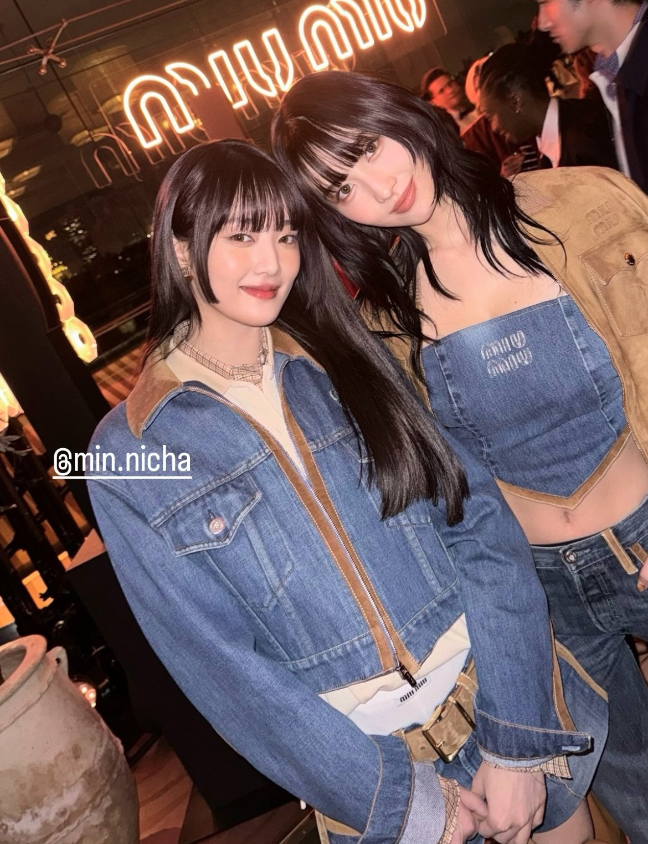 AboutMusicYT's tweet photo. TWICE's Momo and (G)I-DLE Minnie in a new photo. https://t.co/BfpgSgIiX5