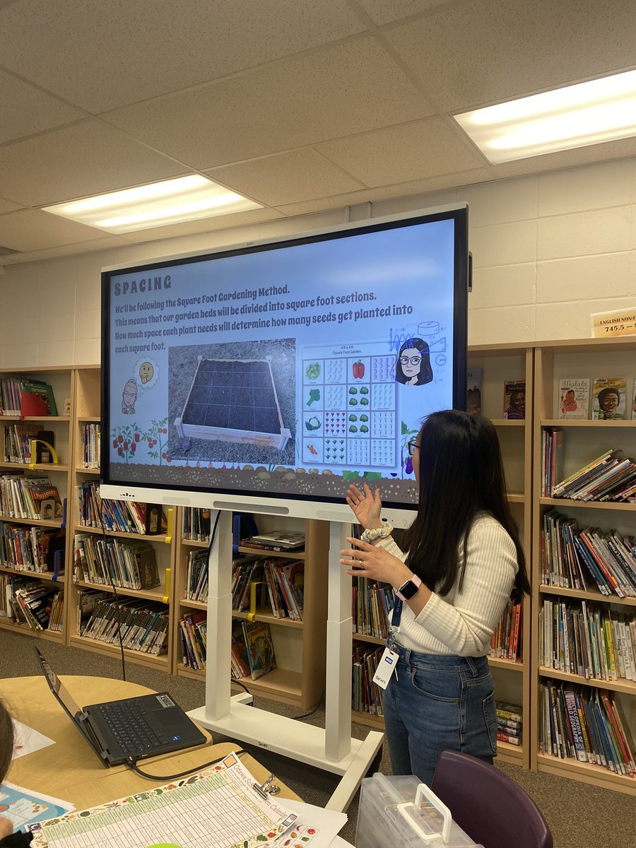 Today during gardening club we learned how to plan a garden. We talked about which plants are friends and which ones don’t get along too well. @StGemmaOCSB @ocsbEco 🫛🥕🍅🥬🫑