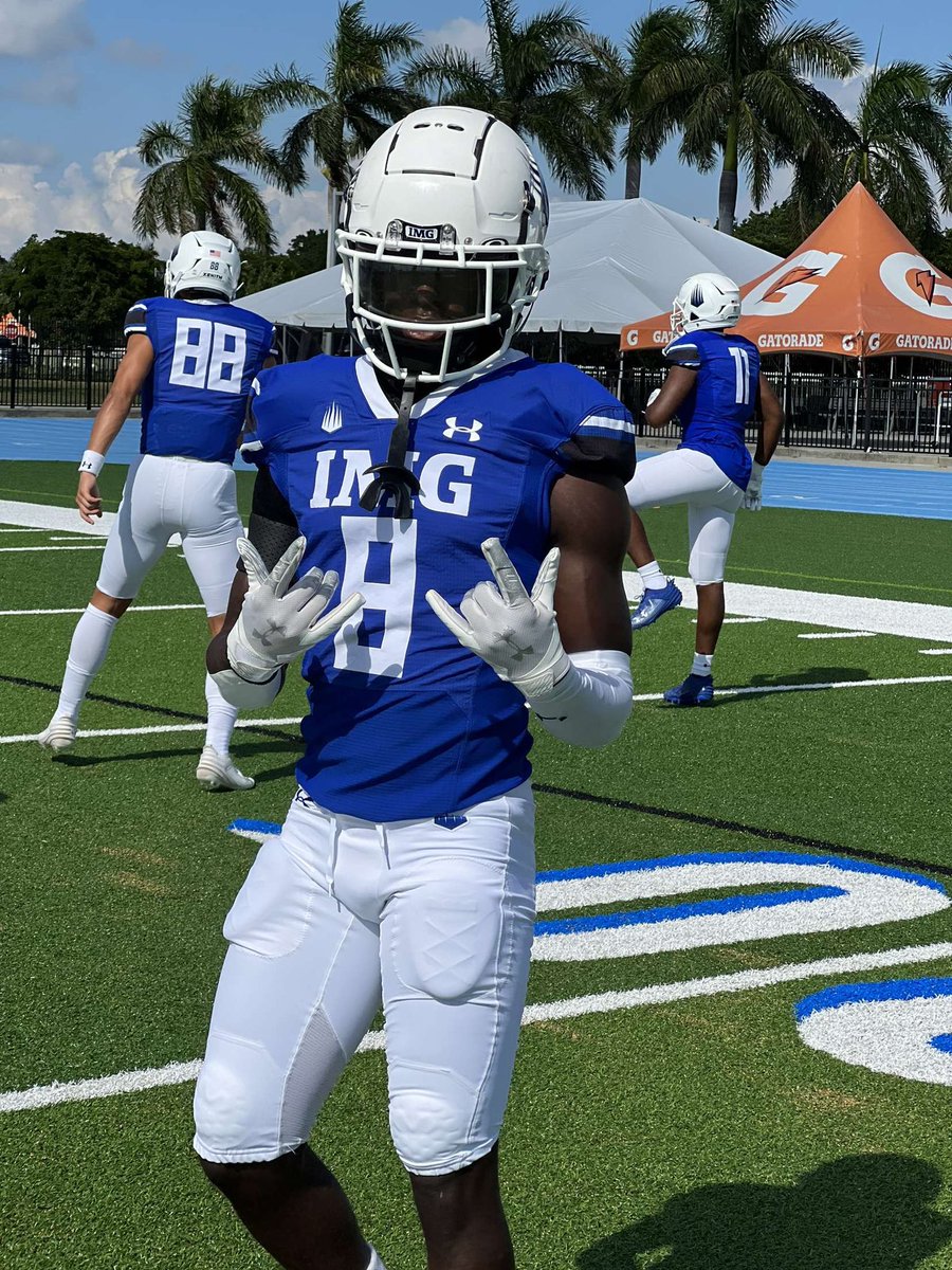 ANY SCHOOL. ANY SPORT.ANY RECRUIT.

RETWEET THIS TWEET AND FOLLOW ME FOR JERSEY SWAPS AND EDITS