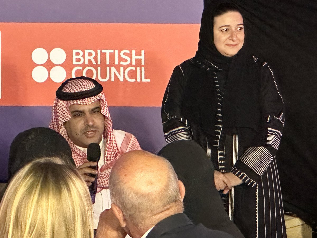 Our next award 🏆 is the Social Action Award. This award recognises those who have made an exceptional contribution to creating a positive social change and improving the lives of others. The award goes to Dr Thaib Alharethi. Congratulations!🎉👏
#StudyUK #UKAlumniAwards 🇬🇧🇸🇦