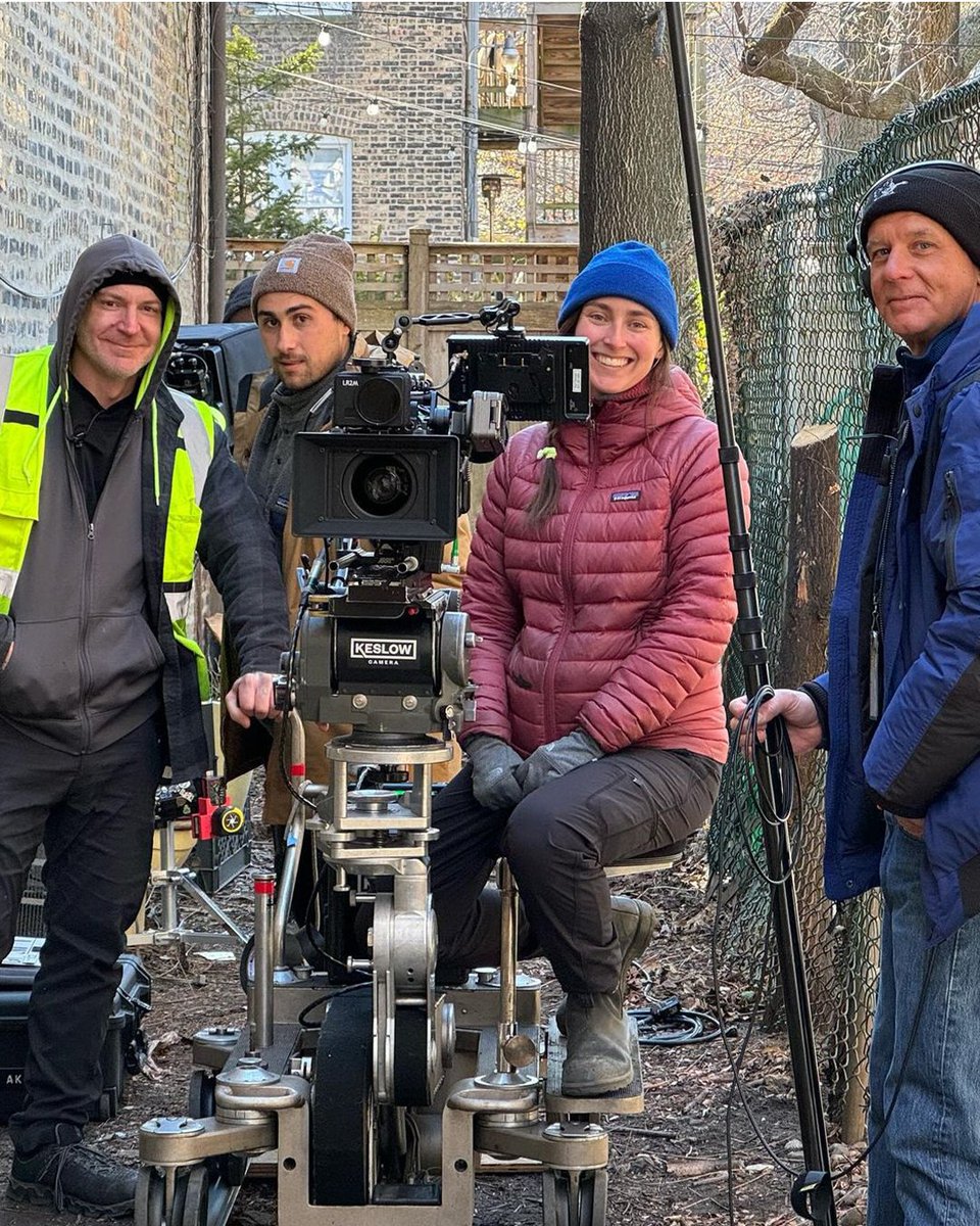 WolfEnt's tweet image. The Intelligence Unit on set #ChicagoPD

📸: @brianluce00, @laroycehawkins