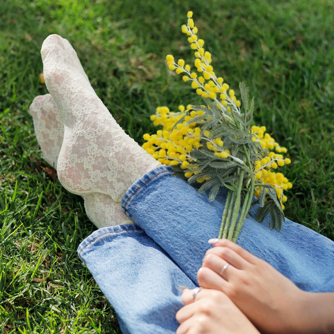 Tabio USA on X: Marching forward in style, like the vibrant Mimosa  flowers, with Tabio socks, celebrating the strength and beauty of women  this International Women's Day🌼🌼 #Tabio #TabioUSA #SockEnthusiasts  #StepBeyond #UltimateComfort #