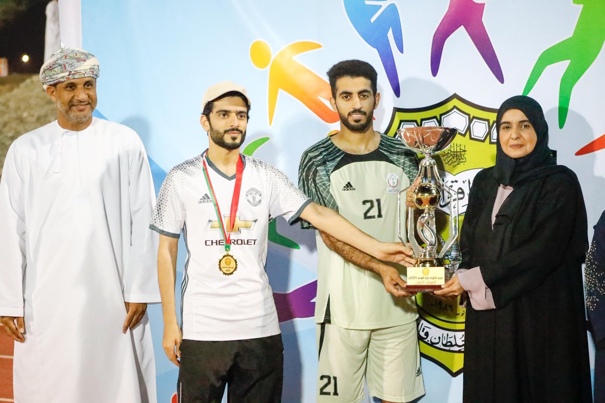 كلية الهندسة tweet media