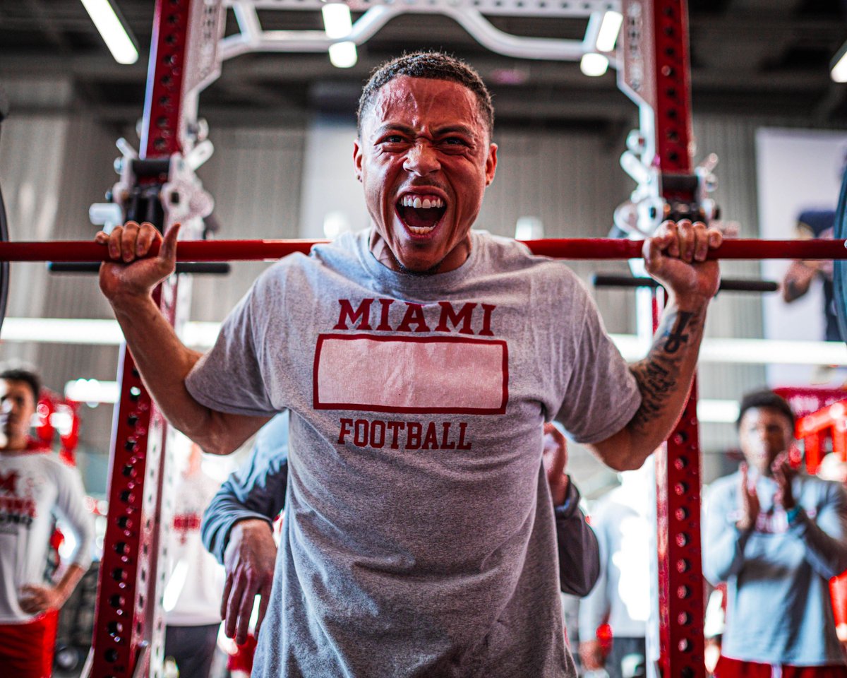 Relentless Effort‼️ SQUAT MAX😤 #RiseUpRedHawks | 🎓🏆