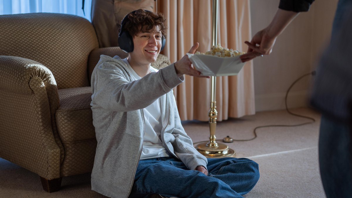 Ein Blick hinter die Kulissen 👀 Bleib dran, um zu sehen, woran wir mit Boaster von @fnatic gearbeitet haben. #SonyCHAT #SonyAudio #DasBesteNoiseCancelling #ForTheMusic #Boaster #Fnatic