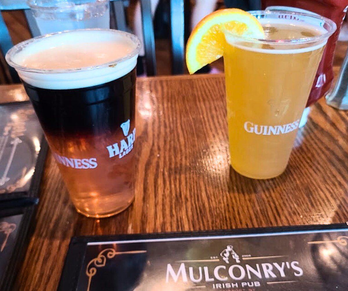 Mulconrys Irish Pub tweet media