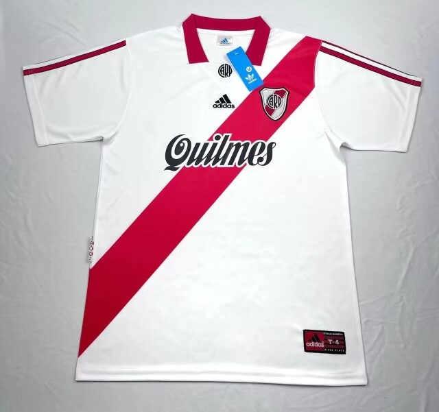 River Plate Local 1998/99 RETRO
Talla S-2XL

#soccermaster