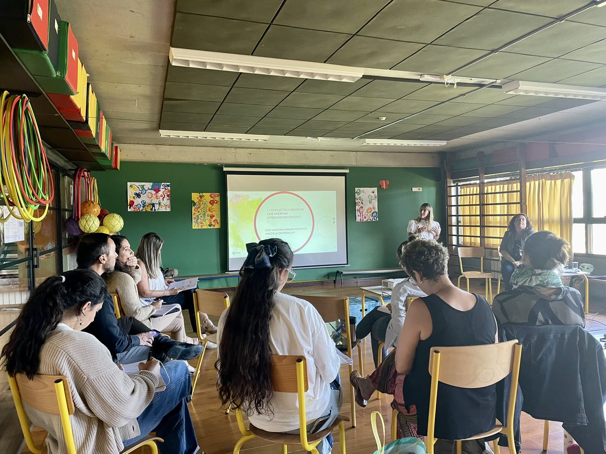 👉🏽El Centro para Niños con Trastorno del Espectro Autista (CENITEA) dictó la charla de capacitación “Estrategias para la inclusión educativa” para nuestros docentes de la Maternelle. 🗝️Puntos clave: #Conductas #inclusión educativa y #estrategias ¡Gracias por el compromiso! 🫶🏽