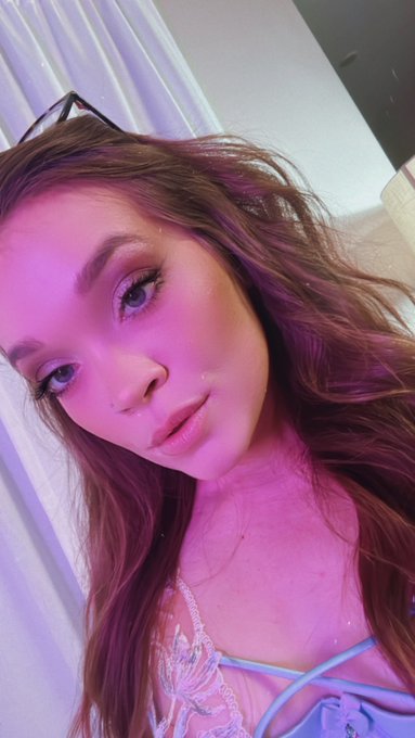 8pm live show, come show love tonight🥰💋  ✨💋https://t.co/CVRauZaA37💋✨ https://t.co/wNiLC7DMVS<a href="/tag/mvsales"class="tags"><span>#mvsales</span></a>