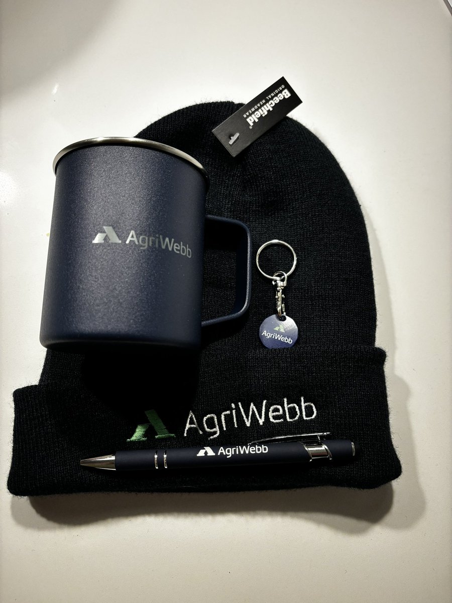 Finally got my hands on the much coveted @AgriWebb hat. Great training session for our @BladeFarming customers in Ludlow yesterday showing how they can get more from their Agriwebb account.