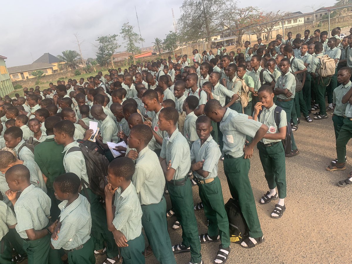 criticalpathng's tweet photo. Our team is still on the move to catch them Young. We are tirelessly working to instill in the young ones the spirit of Entrepreneurship birthed from solution oriented ideas. Today 6th March 2024 @criticalpathng ESP team https://t.co/7XHKk5gDTx