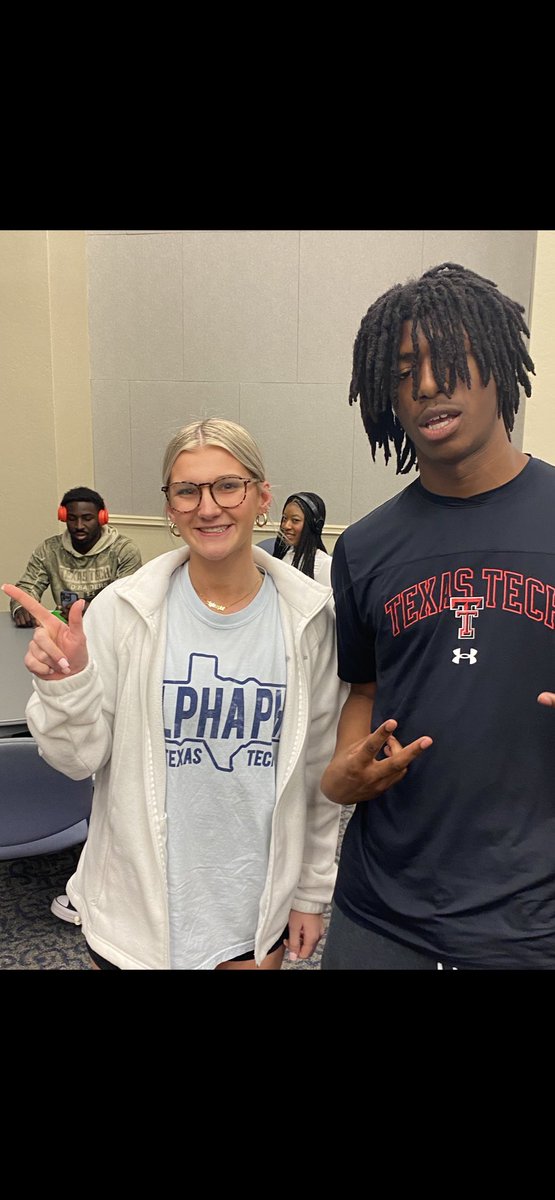 TheCaffinecrew tweet media