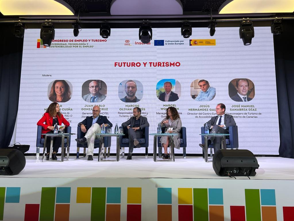 TurismoGobCan's tweet photo. 📌El viceconsejero de Turismo del Gobierno de Canarias, José Manuel Sanabria, ha particiado hoy en una mesa sobre #Futuro y #Turismo en el Congreso de Empleo y Turismo ‘Diversidad, Tecnología y Sostenibilidad por el empleo’, organizadas por @Fundacion_ONCE e #InsertaEmpleo https://t.co/4qW99SiwNB