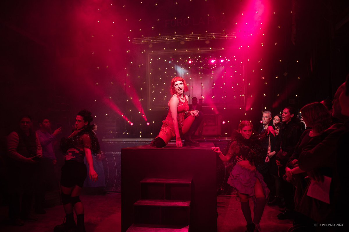 ¡ADVERTENCIA! 

SUEÑO de una noche de Verano de Shakespeare es sin duda una de las mejores piezas, donde los más íntimos deseos, en una noche única se vuelven realidad…

📍 @ForoLaPazMX 
📆 HOY 20:00 h 
🍸 Open Bar 19:00 h
⚡ Quedan 12 ÚNICAS FUNCIONES
🎟️ passline.com/eventos/sueno-