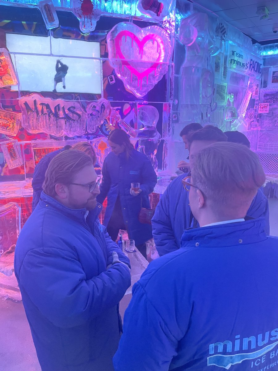 wayflyerapp's tweet photo. Got burning questions about Amazon Seller Financing and how to scale your store? 🤔💡
It’s the last day of Amazon’s #ProperShow & our experts are around to help!
Tweet us to connect in person or send your questions in with #AskWayflyer & stay tuned for answers 🚀 https://t.co/gCsZLv8Zgn