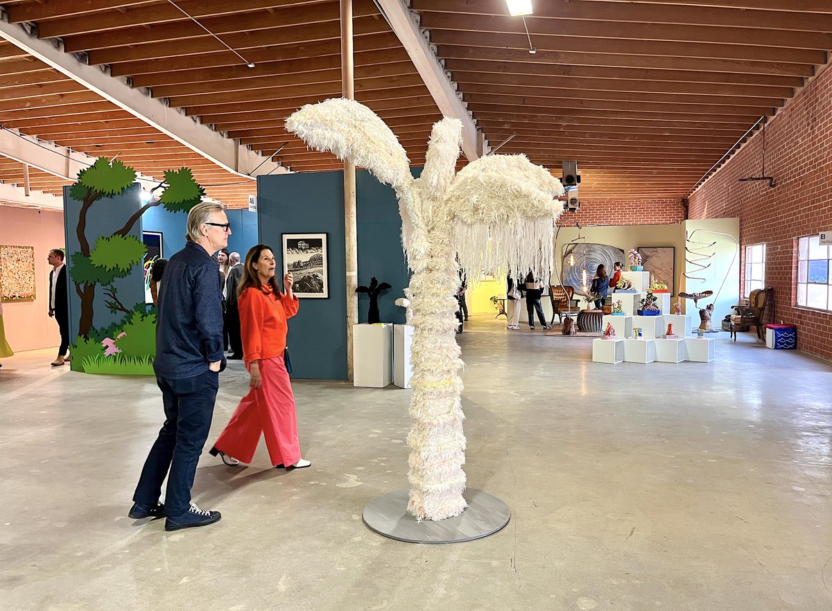 TobyShort_art's tweet photo. Trippy Highlights #FromLA’s Spring/Break #ArtShow - #art #artwork #artlover #originalart #artist #instaart #instasculpture #artoftheday https://t.co/KcU2PmfSN0 https://t.co/MMt8XtlJJn