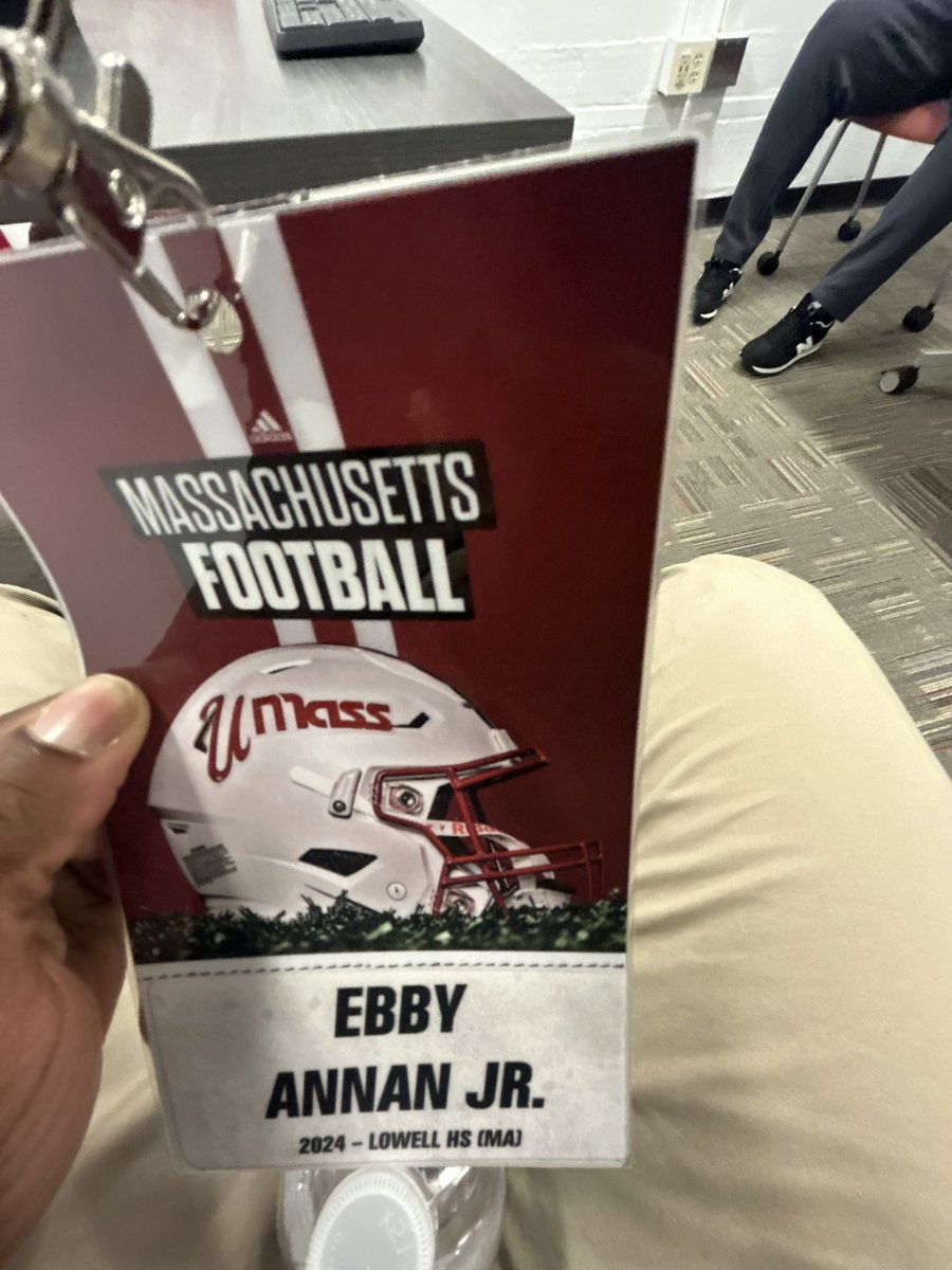 Thank you for the visit and talk with <a href="/FBCoachDBrown/">Don Brown</a> and thank you Coach Albert for showing me around the umass campus yesterday. <a href="/coachbenalbert/">Ben Albert</a>