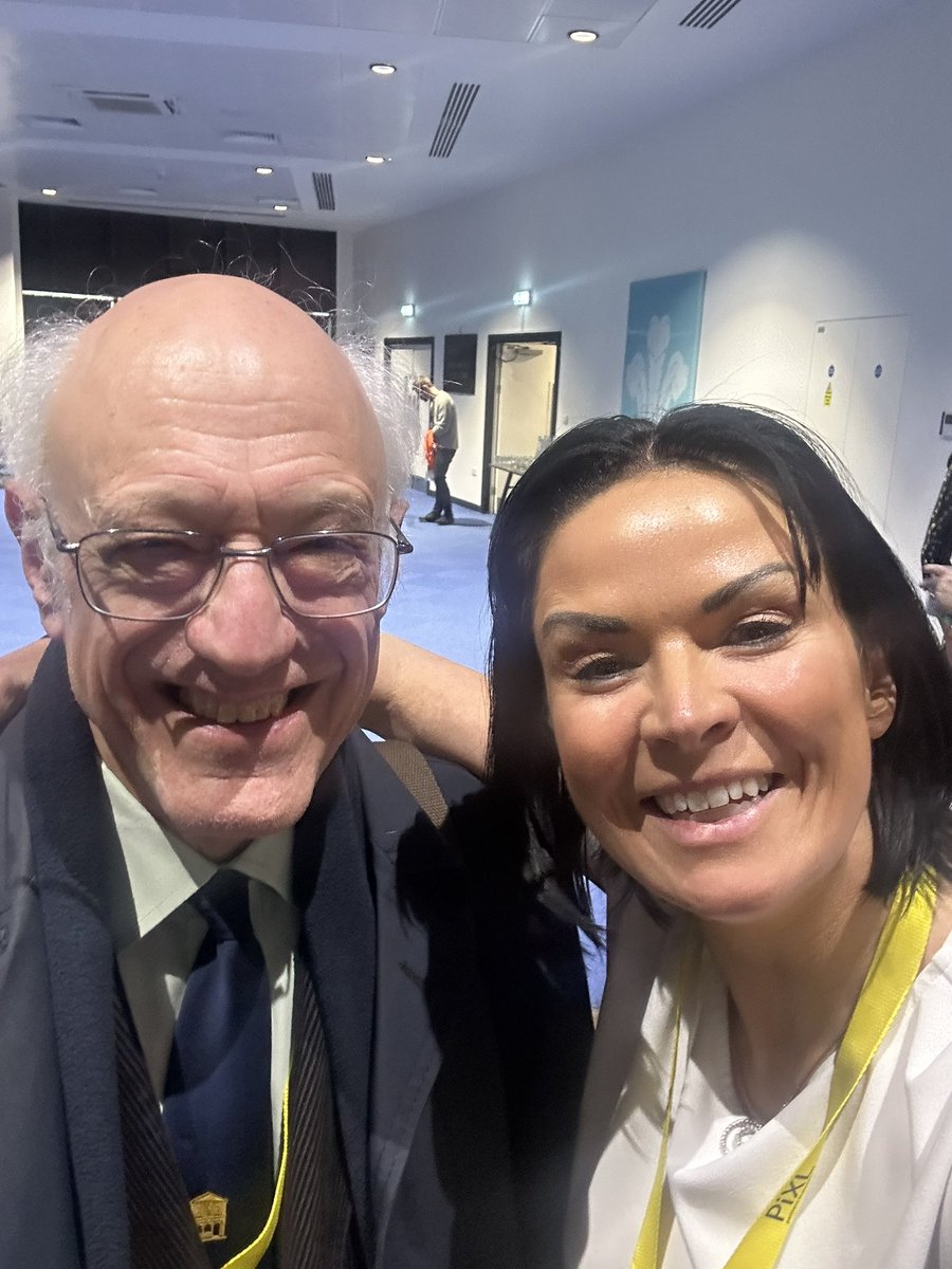 CKConnaughton's tweet photo. Another two geniuses from the @ThePiXLNetwork right from the beginnings who have helped countless Sixth Forms and Schools, including mine over many years. Peter and @alps_johnphilip … it’s a joy and privilege working with you and on a personal note, classing you as friends! https://t.co/ET8GELz8D9