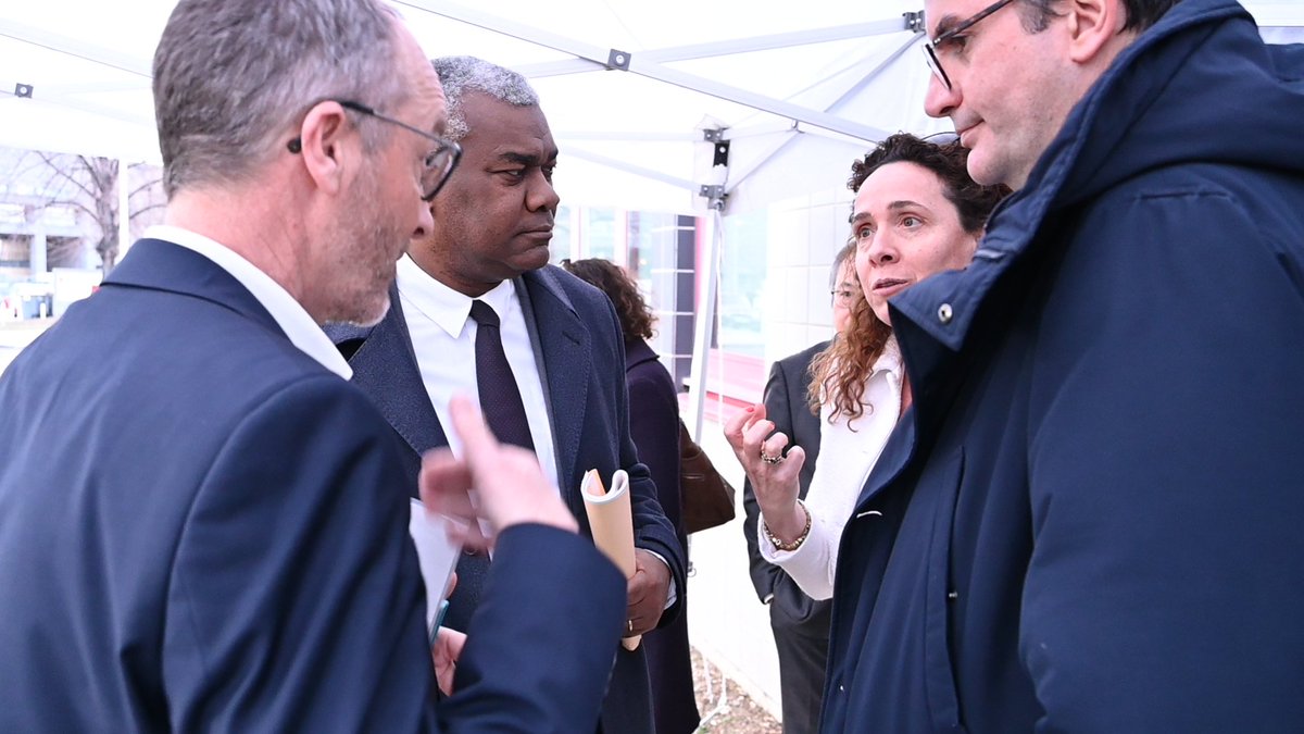 #IntégrationRépublicaine 
Inauguration, le 5 mars, des nouveaux locaux du dispositif AGIR (Accompagnement global et individualisé des réfugiés), géré par l'association <a href="/CeCler63/">CeCler</a>
✅️Déploiement par l'État de ce dispositif pour un accompagnement vers l'emploi et le logement