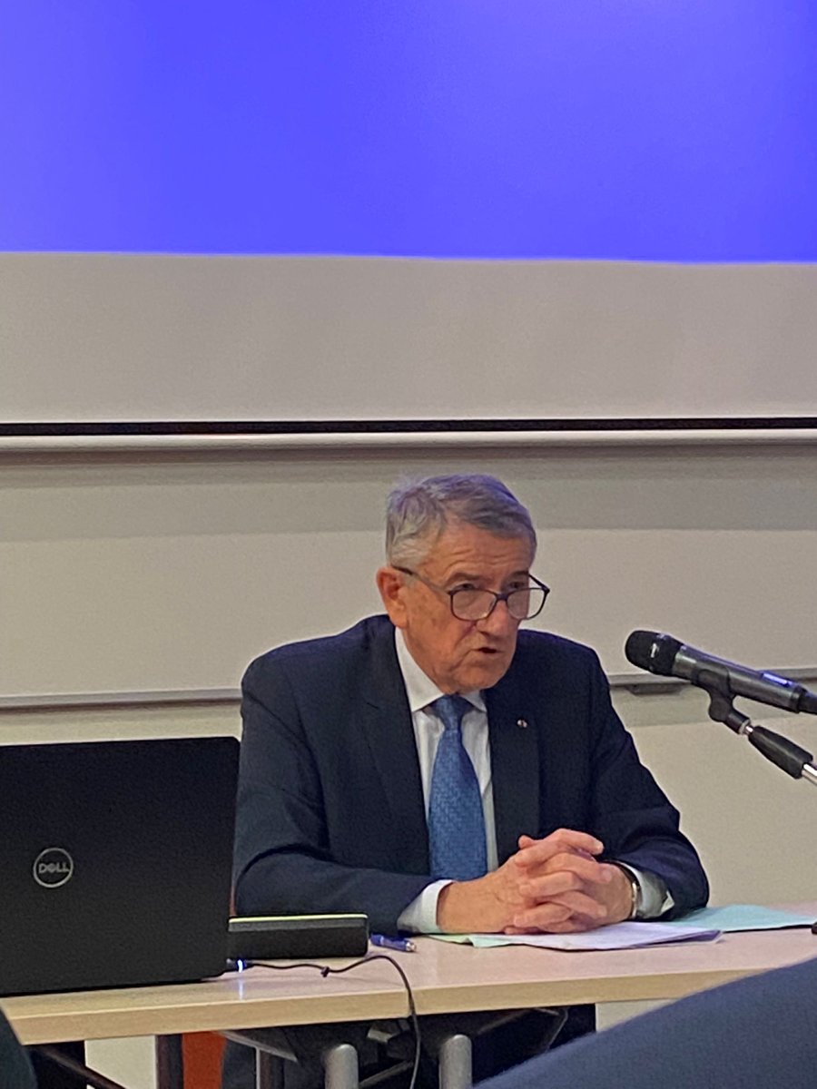 MEuropeen51's tweet photo. Conférence passionnante du Général PERRUCHE sur les enjeux de sécurité et de défense en Europe. Un très beau partenariat avec l' Union Fédérale des Anciens Combattants Marne ! 🇨🇵🇪🇺 https://t.co/odkBO7HGuA