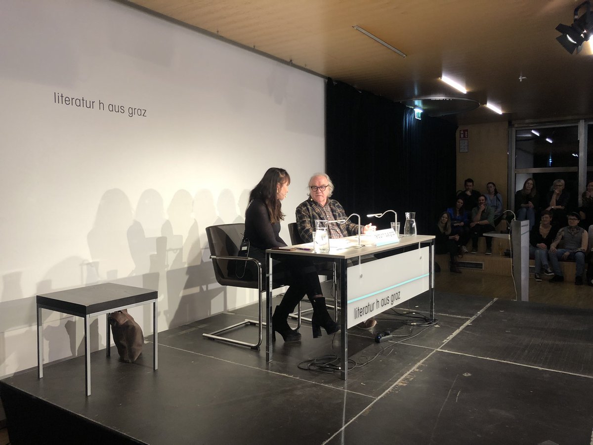LithausGraz's tweet photo. Heute beehrt Michael Köhlmeier das @LithausGraz und liest aus seinem neuen Roman „Das Philosophenschiff“ vor zahlreichem Publikum. Die Moderation übernimmt Christine Scheucher. Mehr dazu auch morgen in Steiermark heute @ORF https://t.co/8jUBtvASO7