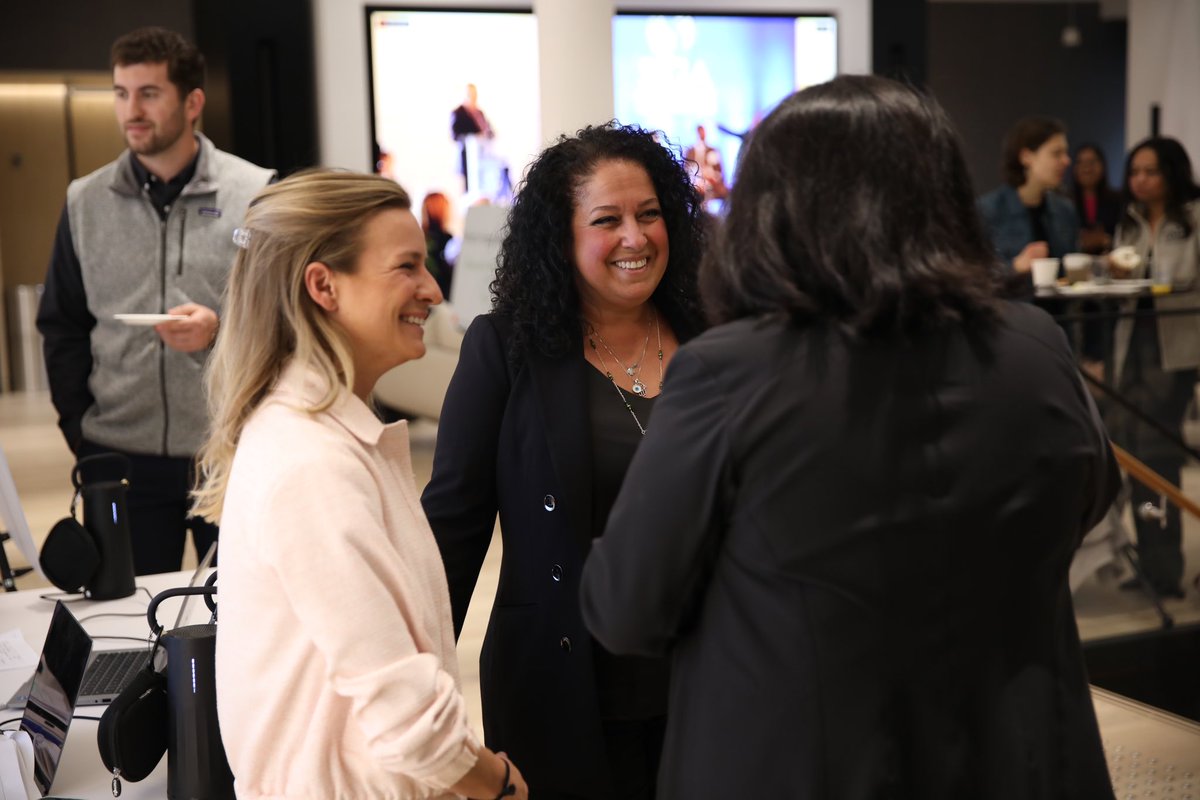 SIGAlliance's tweet photo. Full room and a lot of smiley faces here at Mastercard Technology Hub, in New York City, for the Annual SIGA Summit on Female Leadership in Sport! ๐
#InspireInclusion #StandWithSIGA https://t.co/o0Ao2Valnq