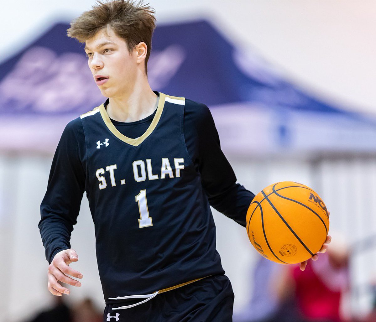 ThePortalReport's tweet photo. St. Olaf (D3) G Connor Martin has received interest from the following schools:

D1:
IUPUI
Chattanooga
Belmont
Stetson
GCU
The Citadel 

D2:
Minnesota State
Bemidji State
St. Thomas Aquinas
Concordia St. Paul
St. Edwards
Eastern New Mexico State
Cal State-LA
and many more! https://t.co/iX8w2hX1eZ