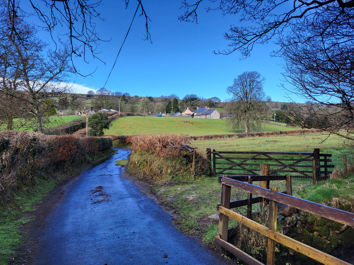 timothycroall's tweet photo. Beautiful @VisitDartmoor nr #Widecombe at the weekend https://t.co/Wwq1OQawcn