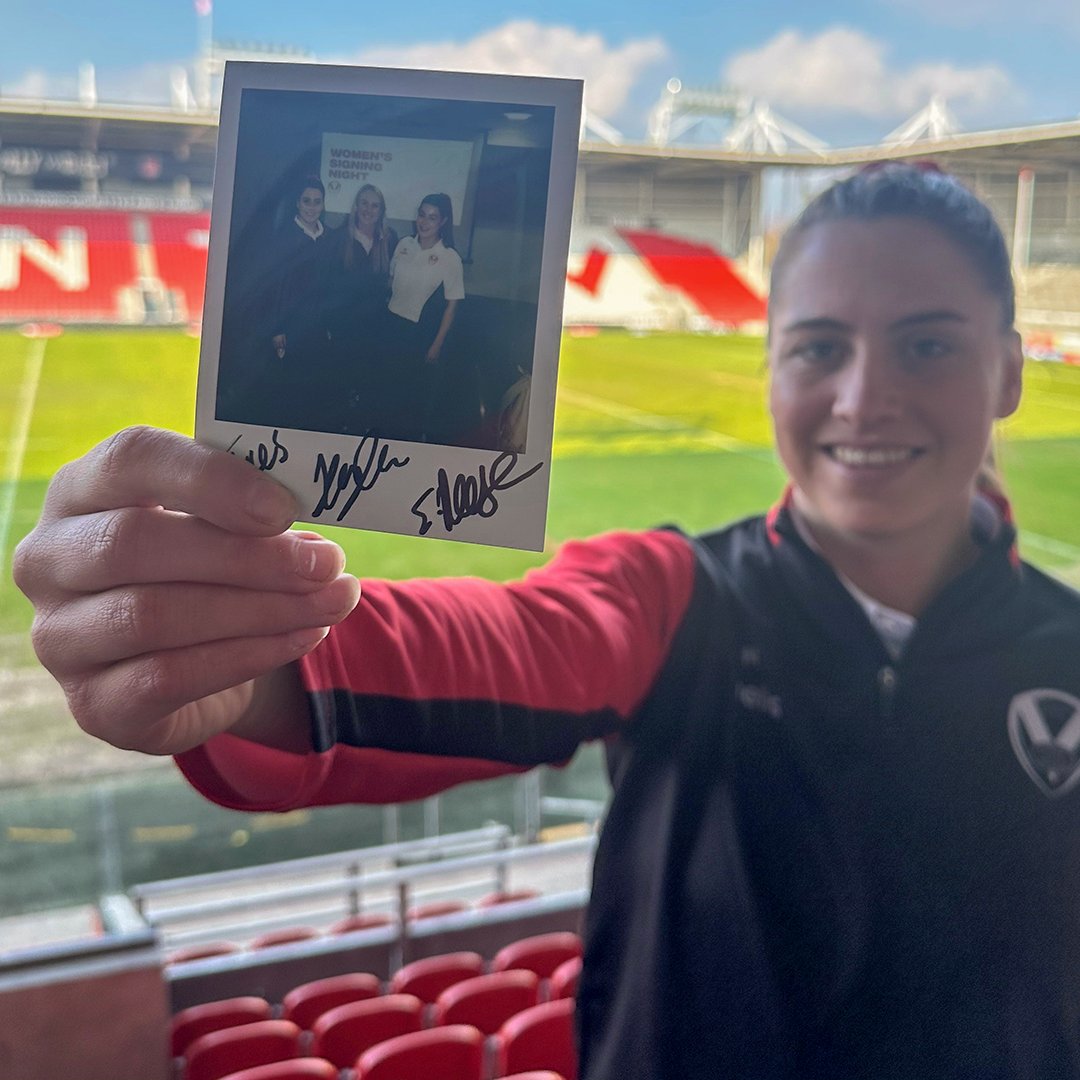 📸 A historic moment on film Win this signed @TaraJ_TJ, @Jodie_cunny & @emrudge Polaroid from our Signing Night, as our Women's players signed their first-ever payment agreements! To enter: • Follow us • Like & share this post • Tag a mate Winner selected 11/3/24 #COYS