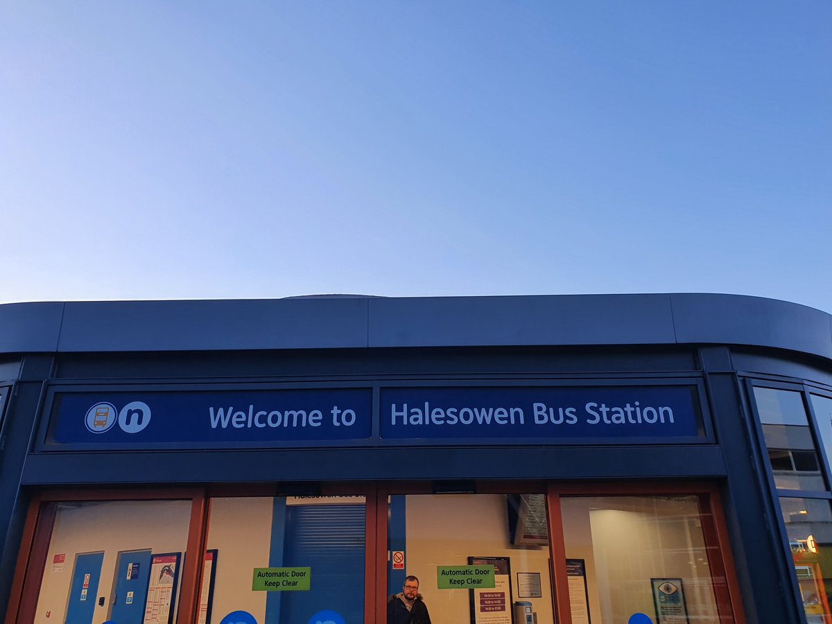 HalesowenWMP's tweet photo. Halesowen NHT have conducted an anti social behaviour operation this evening in and around Halesowen Bus station, good to see everyone behaving.
#communityoperations https://t.co/sjkAraokma