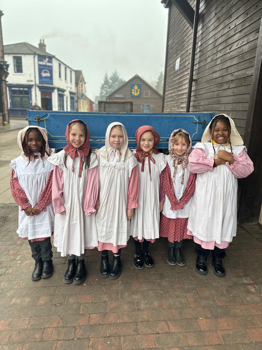 LeamoreSchool's tweet photo. Our Year 4 class have loved their visit to Blists Hill! Learning all about the Industrial Revolution and life as a Victorian child #LPS2324Y4 ✨🏫 https://t.co/vXHQXcHKwU