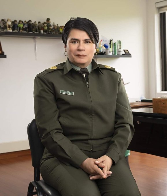 Muy raro que fue relevada de su cargo como Comandante de la @PoliciaCucuta la Coronel Sandra Mora. Al