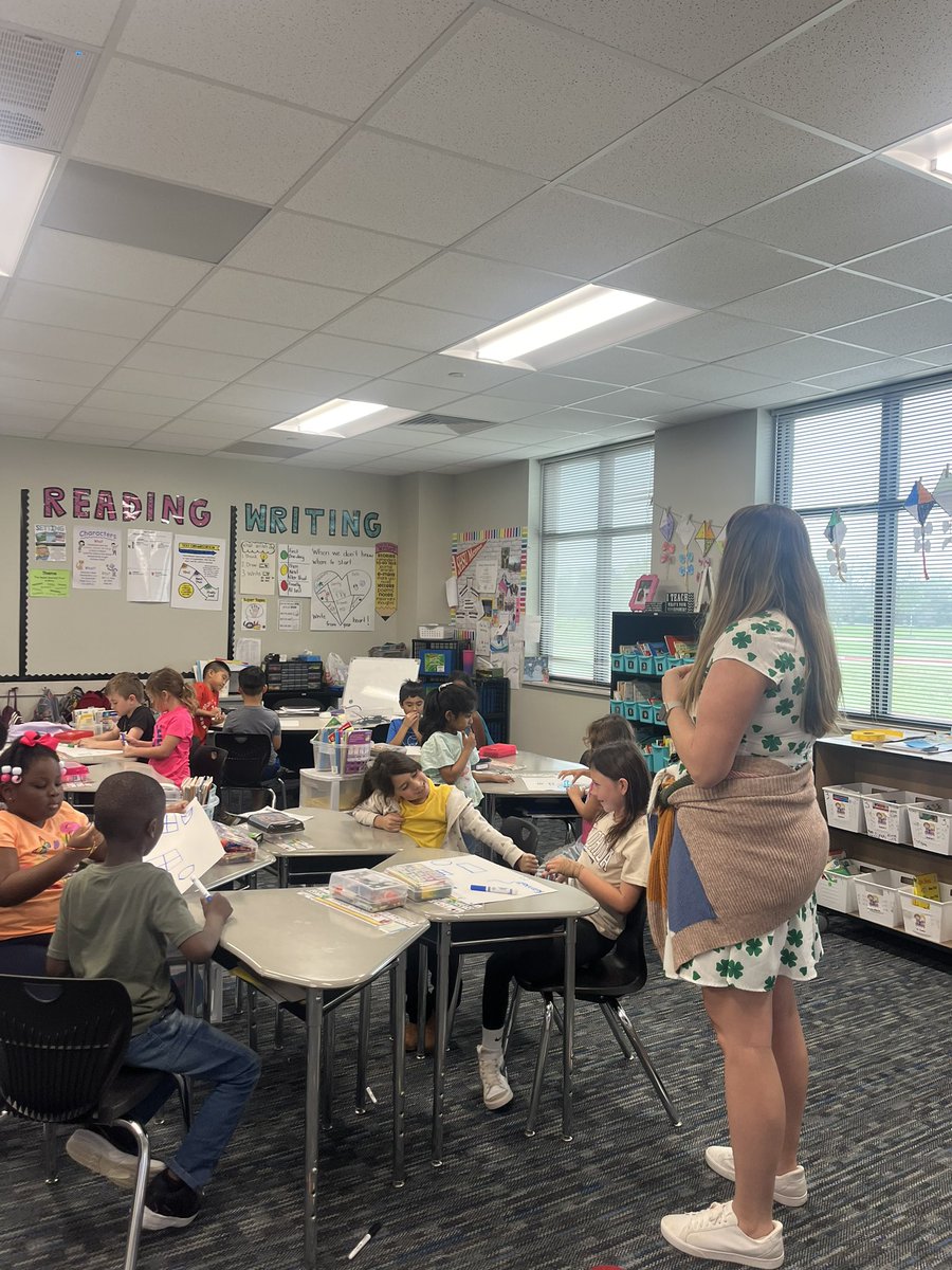 Mrs.Denune (@denuneh) on Twitter photo We have the best librarian @GOESLibrarian at <a href="/TISDGOES/">Grand Oaks Elementary</a> . We reviewed text features with a football activity and reviewed shapes with robots! We have the best librarian @GOESLibrarian at <a href="/TISDGOES/">Grand Oaks Elementary</a> . We reviewed text features with a football activity and reviewed shapes with robots!