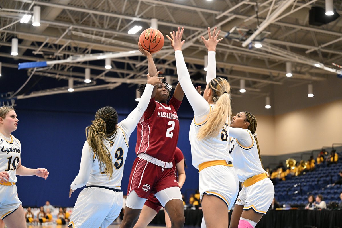 New career-high alert 🗣

Career-best 13 points for <a href="/ChinenyeJO_/">Chinenye Odenigbo</a> to go along with 7 boards!

#Flagship 🚩