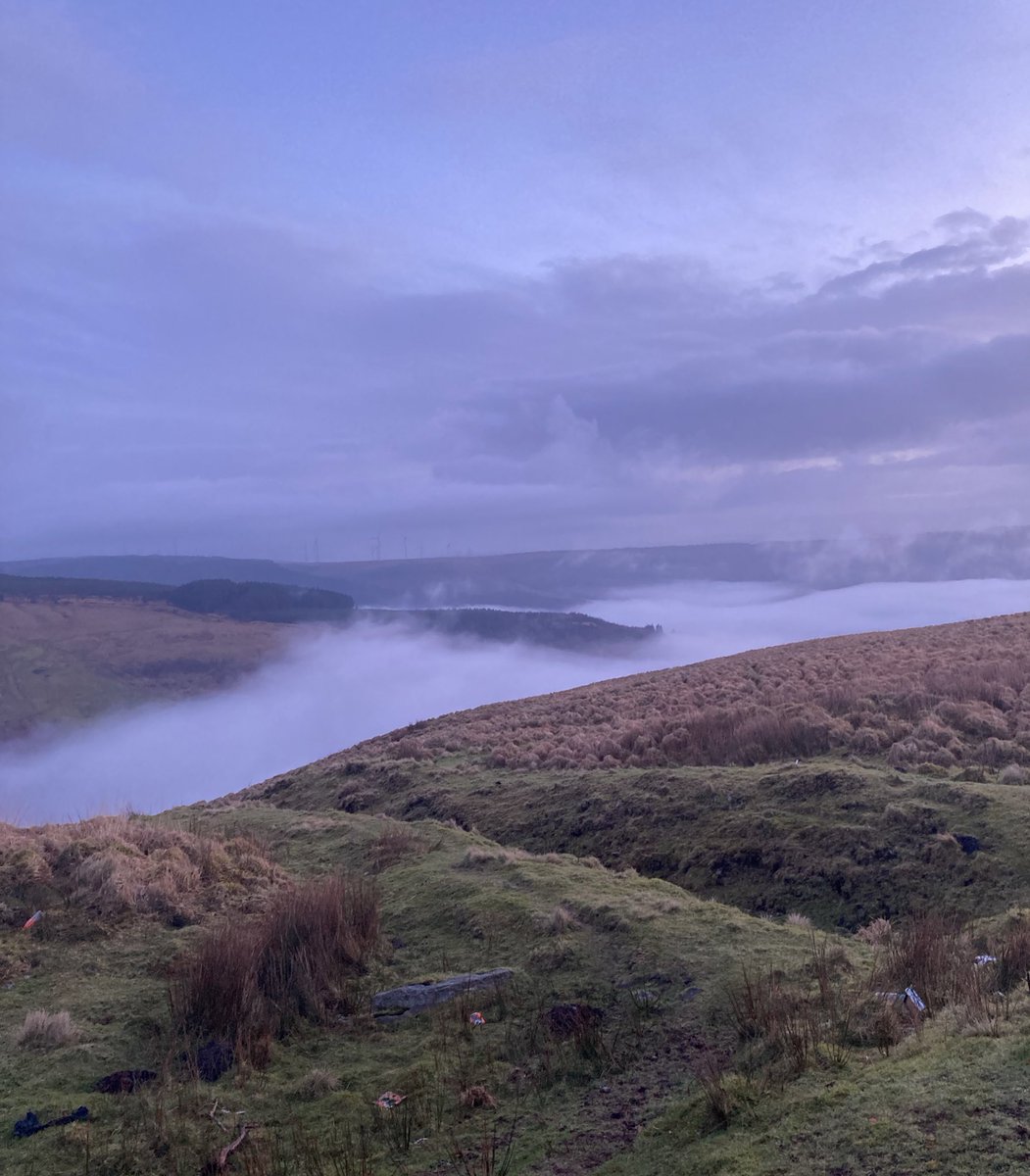 @pgimmo Over the Bwlch yesterday. Treorchy is literally under the clouds! What a commute! #WelshValleys