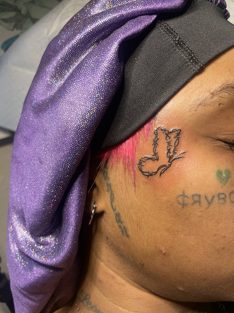 MARCH MADNESS SALE
 3 TATTOOS for $100

Pvre.Store/Tattoos 

INK BY ME 

#artforsale #blackartist #femaleartist #ieartist #pvreart #artbypvre #apparel #dadhat #customhat #art #artlife #customart #pvre