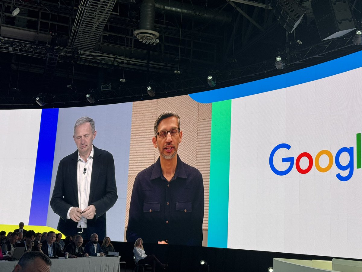 <a href="/Google/">Google</a> CEO <a href="/sundarpichai/">Sundar Pichai</a> talks to <a href="/EnriqueJLores/">Enrique Lores</a> about his AI priorities: 
(1) to improve knowledge, (2) to enhance creativity and productivity (3) scale it out and bring it to everyone 

Plus Sundar says don’t underestimate how profound this paradigm shift will be - new types