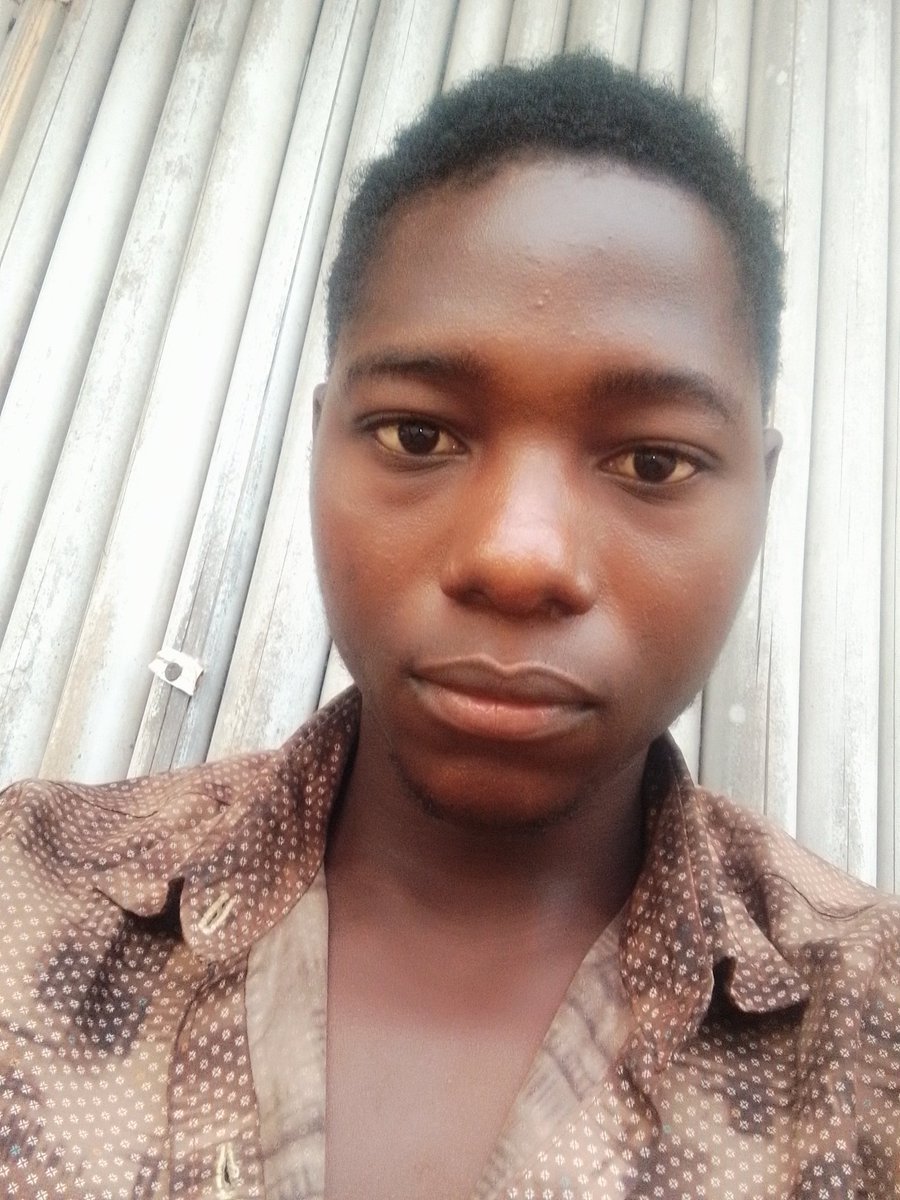 Devit0111's tweet image. Boy with nobody