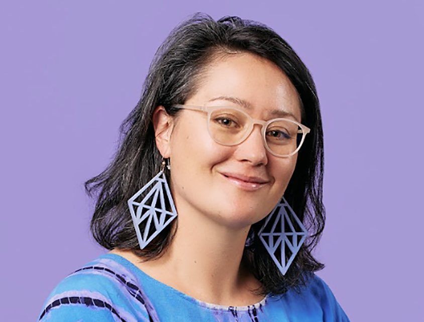 Longform Podcast (@longformpodcast) on Twitter photo Episode 571: Tessa Hulls (<a href="/tessahulls/">Tessa Hulls</a>), author of âFeeding Ghosts: A Graphic Memoirâ
pod.link/551088534 Episode 571: Tessa Hulls (<a href="/tessahulls/">Tessa Hulls</a>), author of âFeeding Ghosts: A Graphic Memoirâ
pod.link/551088534