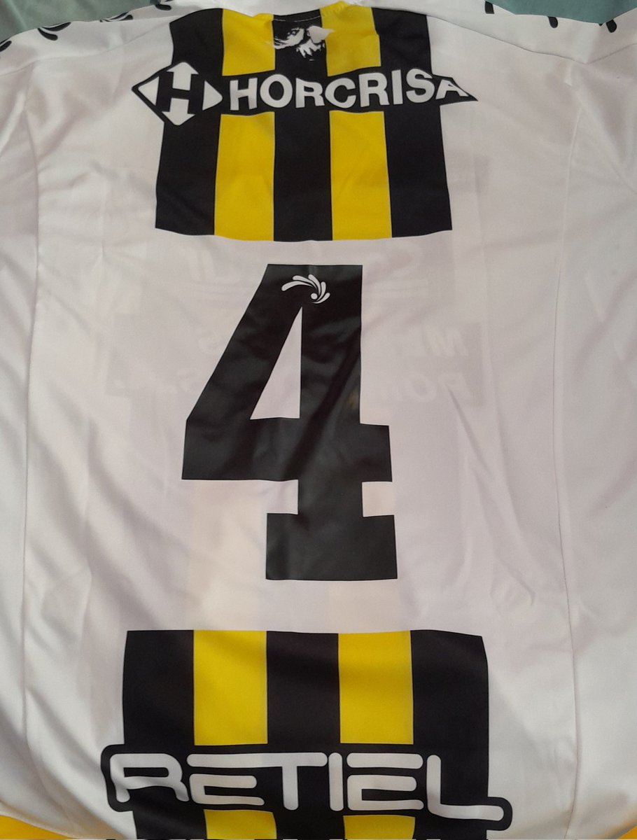 ferfuentesok's tweet photo. 🔥🔥 SORTEO 🔥🔥

Arrancamos 💪 con esta preciosura!!

📌 Seguir @ferfuentesok
📌 Dar RT

Suerteee 🖤💛 https://t.co/857n9fobpQ