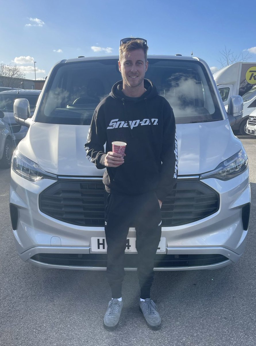 Still working through yesterday’s Roll of Honour. Tuesday’s van #4 went out to <a href="/rdougy171/">Ryan Douglas</a> another of the <a href="/SpeedwayLions/">Leicester Speedway 🦁</a> Along with his free brew.
#speedwayvanman
