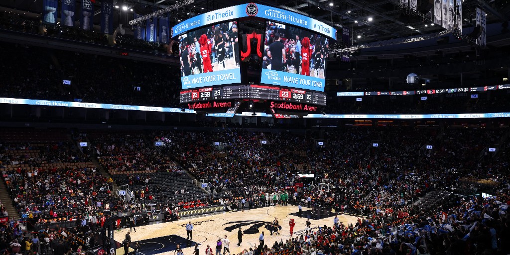 uofg's tweet image. @GuelphHumberUni and @Raptors905 are making waves in academics and athletics! As the Official Education Partner of the Raptors 905, #UofGH aims to create awareness, provide education access and foster career development in the local community.

Learn more: uoguel.ph/vf6sg