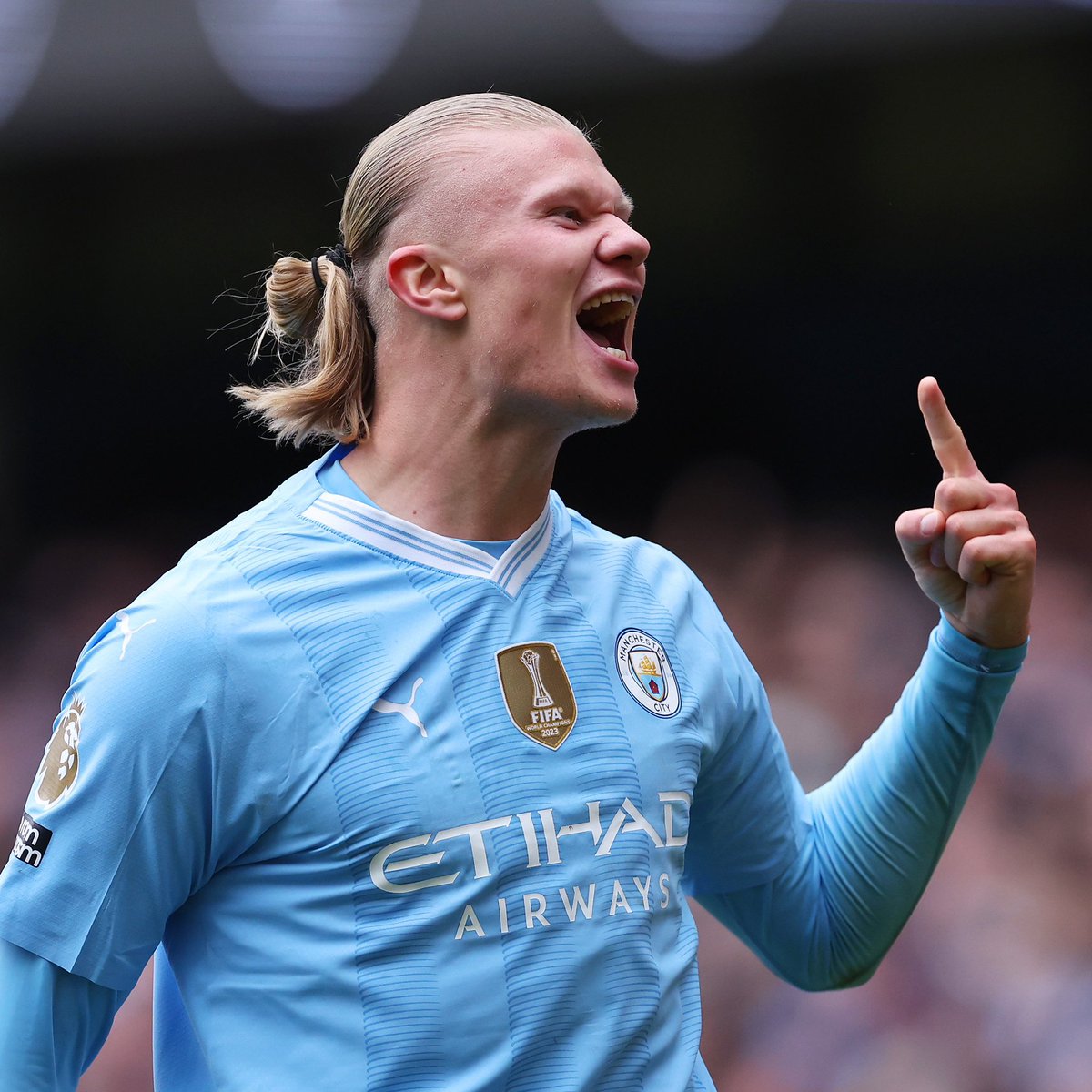 FootbalIhub's tweet photo. 𝗚𝗜𝗩𝗘𝗔𝗪𝗔𝗬: If 𝗛𝗔𝗔𝗟𝗔𝗡𝗗 scores 𝗙𝗜𝗥𝗦𝗧 against F.C. Copenhagen tonight, we’ll giveaway a brand new Premier League shirt of your choice. 🔥👕

Retweet &amp; follow us to enter‼️ https://t.co/nHZDJIyKlx