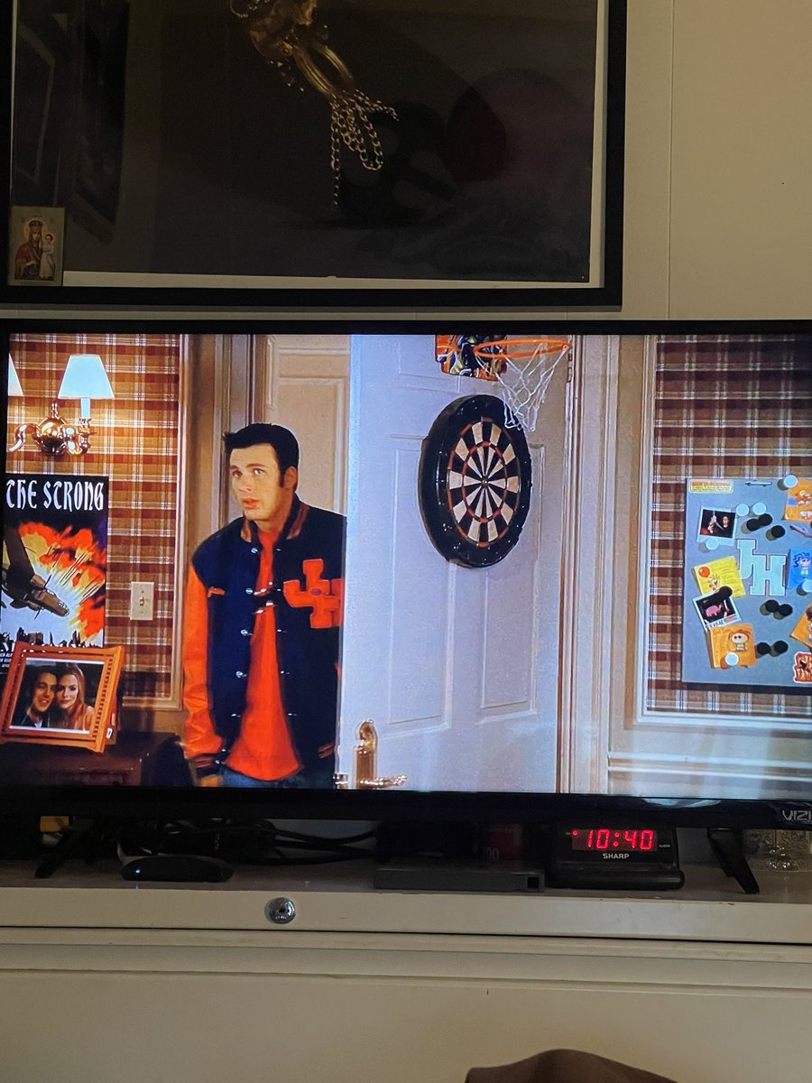 billyxeye's tweet photo. Chris Evans with the Only The Strong comp poster on his wall in Not Another Teen Movie. https://t.co/iSbmDKd8pY
