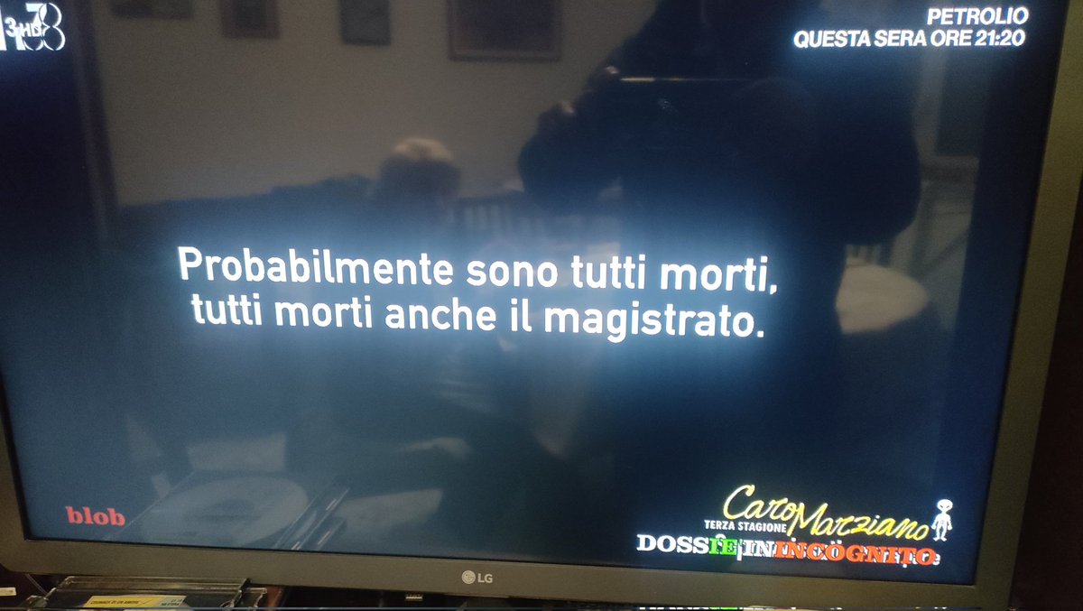 unoenessunoe's tweet photo. Oggi in tanti, compresi esimi professori, si chiedono a cosa serva l'antimafia in Italia? Perchรฉ noi siamo quelli che celebriamo i magistrati antimafia dopo che sono stati ammazzati. Come #Borsrllino. Grazie @pif_iltestimone per averlo ricordato (e intervistato #Vullo) #blob https://t.co/X3j1WXR38C